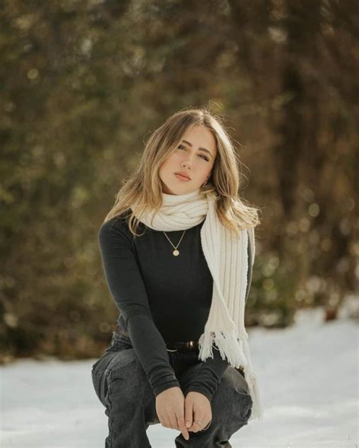 Ava Kolker's Bio, Age, And Height Revealed