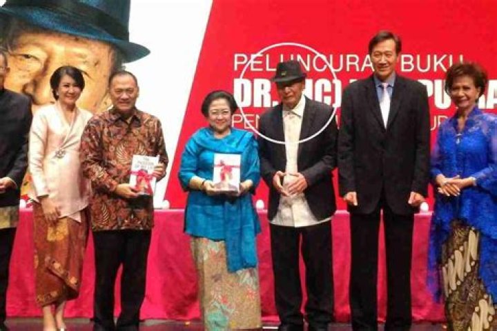 Biografi Eksklusif Dan Wawasan Menarik