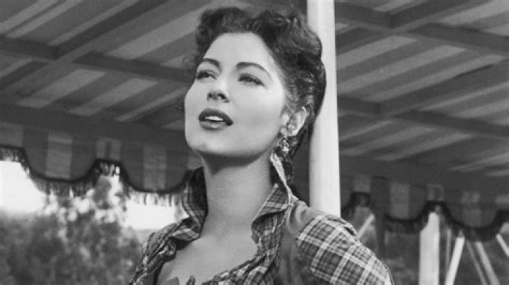 Did Ava Gardner Really Sing in Show Boat? Unpacking a Hollywood Mystery
