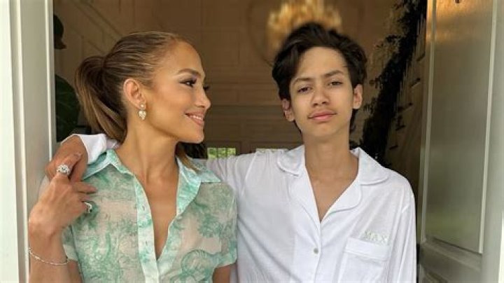 Did JLo Take Marc Anthony's Last Name? Unpacking Jennifer Lopez's Marital Name Choices