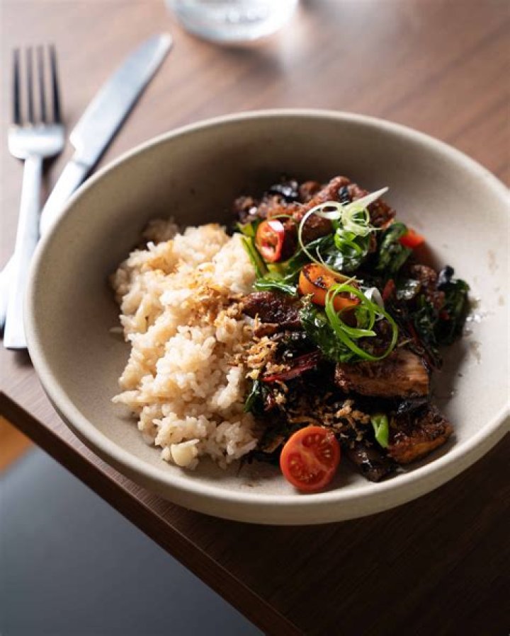 Discover The Delights Of Little Market On Portage Bay: A Culinary Journey Awaits