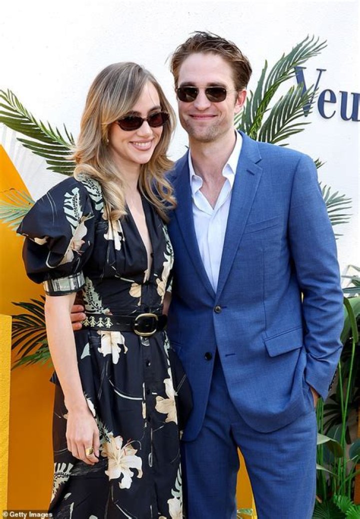 Discover The Truth Behind The Rumors: Is Suki Waterhouse Married?