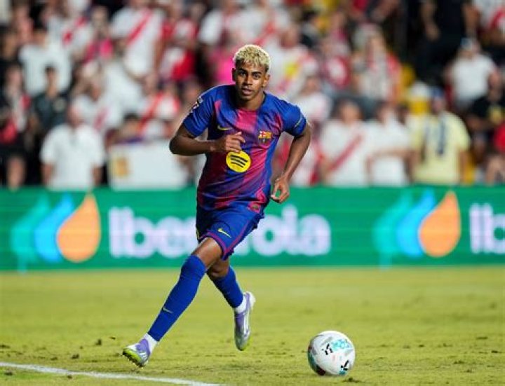 Discovering The Fascinating Height Of Lamine Jamal