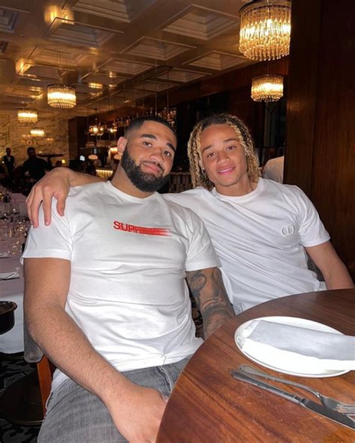 Faustino Simons' Height, Weight, Net Worth, And More