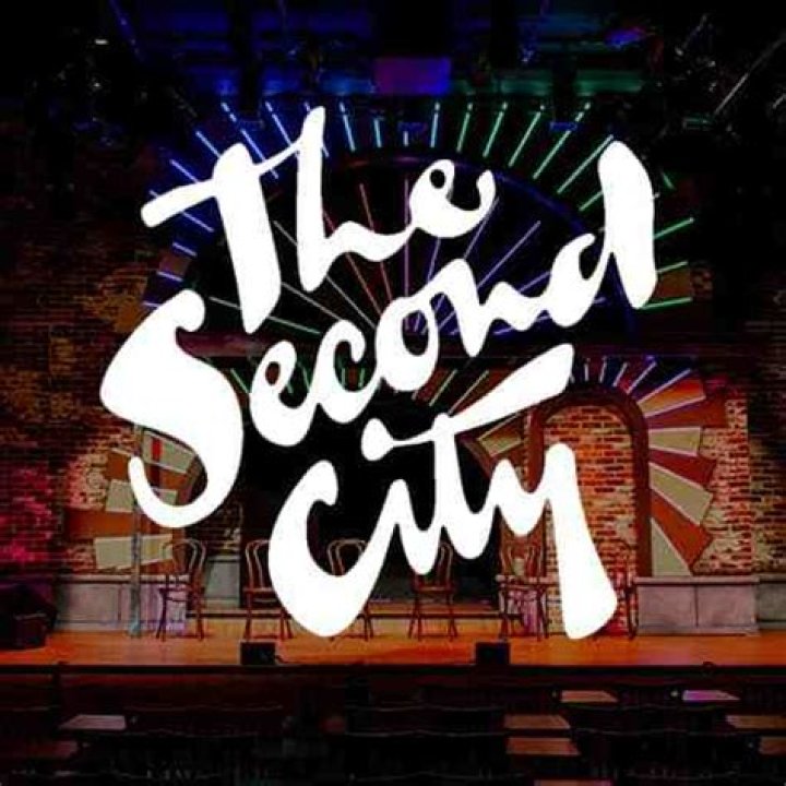 How Long Is The Second City Revue Show? Unpacking Your Evening of Laughter