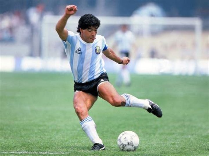 How Tall Was The Legendary Maradona?