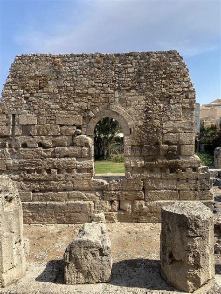 Is Castle's Apartment Real? Exploring Life Within Ancient Walls