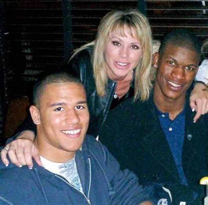 Israel Houghton's Mother And Father