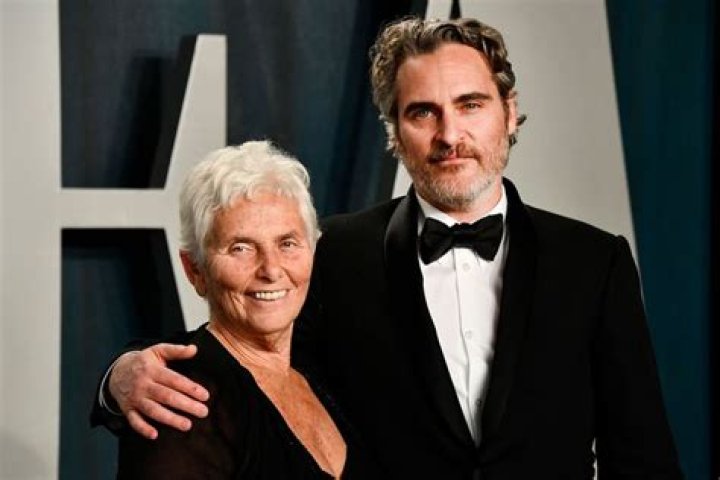 Joaquin Phoenix Honors His Mother's Influence