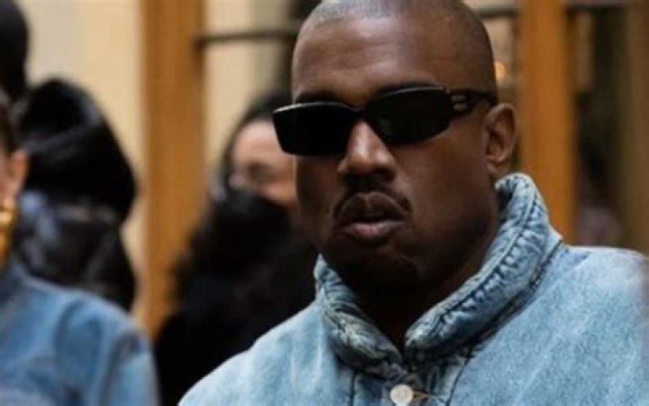 Kanye West Bianca Censori: Unpacking Their Unconventional Journey in May 2024