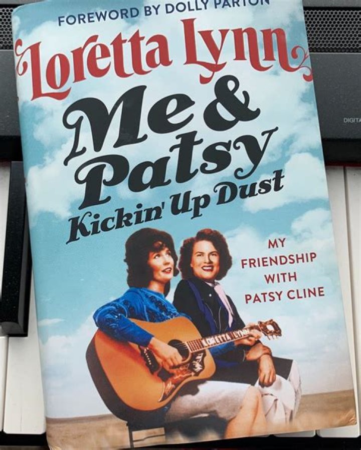 Patsy Cline And Loretta Lynn's Timeless Friendship