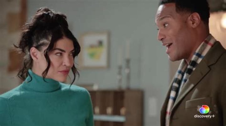Paulo Costanzo And Jessica Szohr's Love Story