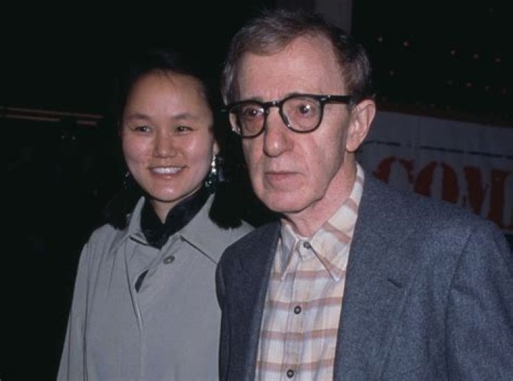 Rahasia Dibalik Kisah Cinta Kontroversial Soon-Yi Previn Dan Woody Allen