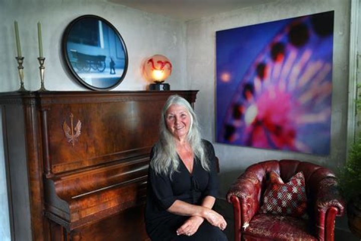 Susan Mikula Young: Exploring the Early Life and Artistic Beginnings of a Distinctive Photographer