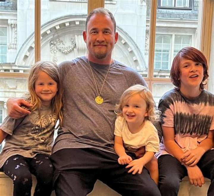 Uncover The Tapestry Of Alanis Morissette's Life And Legacy