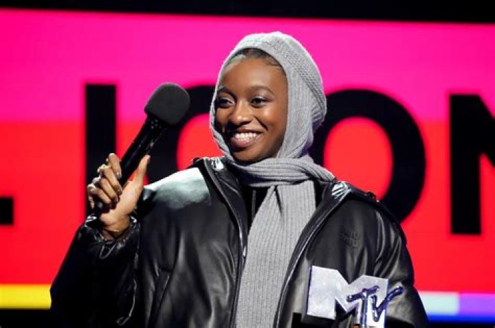 Uncover The Truths Behind "Little Simz Height": Unveiling The Hidden Insights