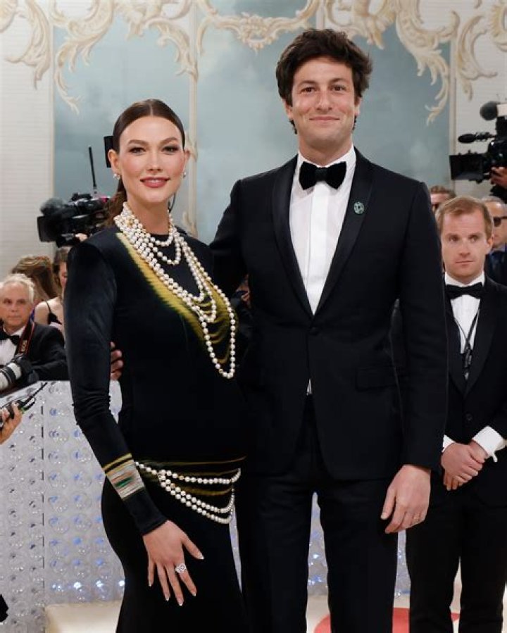 Uncover The Wealth Secrets Of Karlie Kloss And Joshua Kushner