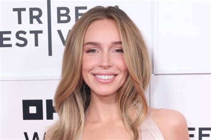 Unpacking Alex Cooper Reddit: What the Community is Saying Right Now