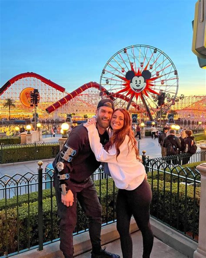 Unpacking the Buzz: Exploring Kayla Varner Age and Public Curiosity