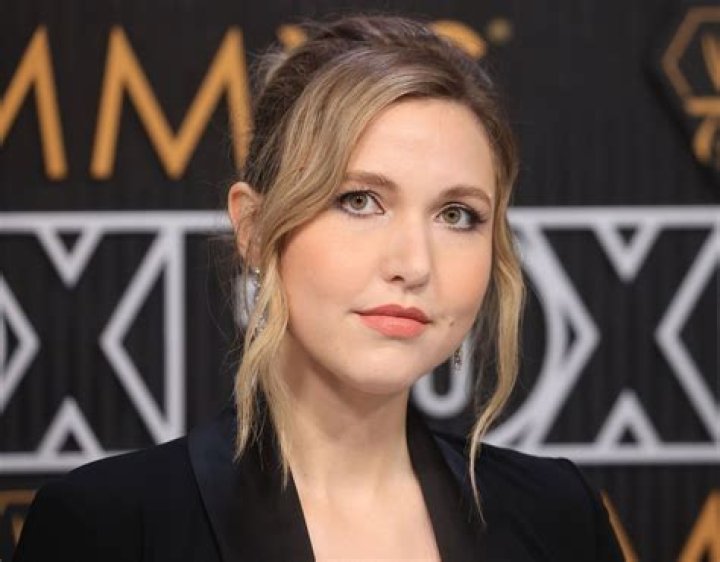 Unraveling The Enigmatic Height Of Taylor Tomlinson