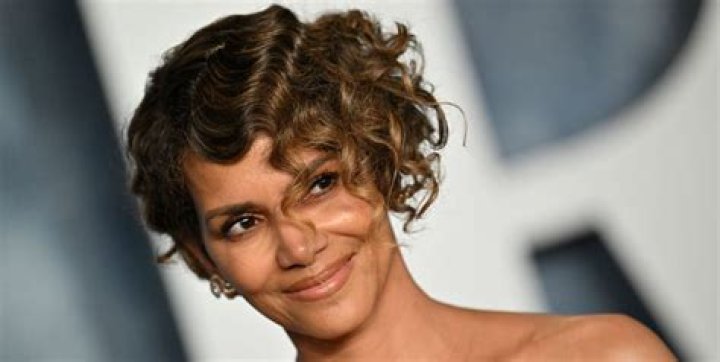 Unveil The Art And Ethics Of "Beautiful Actress Nude": Discoveries And Insights