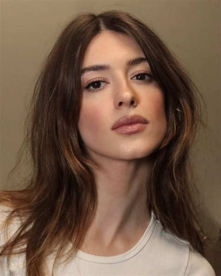 Unveiling Daisy Edgar Jones' Net Worth, Love Life, And Towering Presence