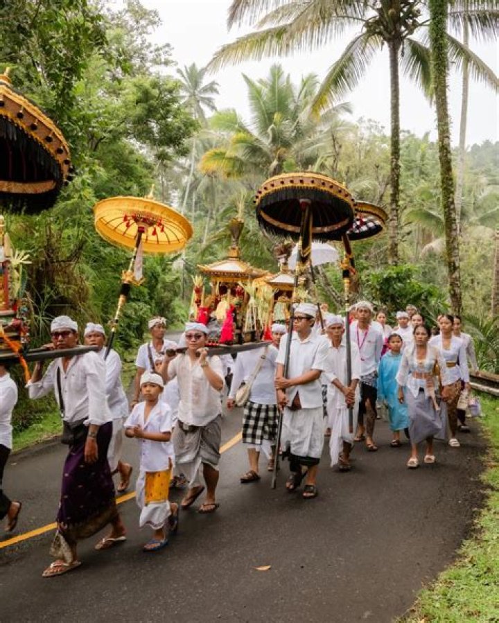 Unveiling The Cultural Tapestry Of Daphne Oz's Serbian Heritage