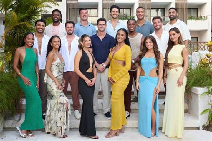Unveiling The Identity Of "Bachelor In Paradise" Star