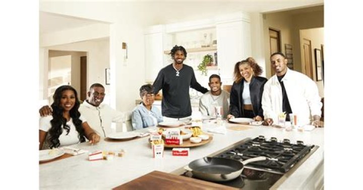 Unveiling The Inspiring Story Of Deion Sanders' Kids' Mother