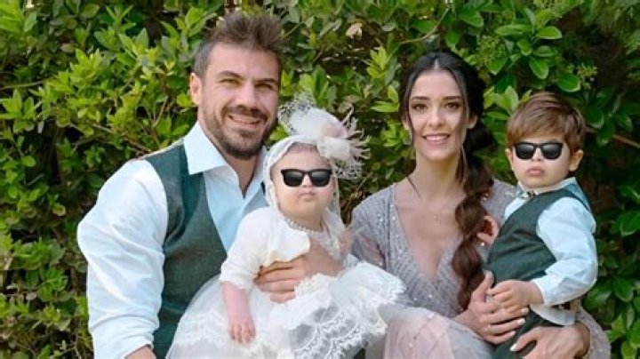 Unveiling The Life And Impact Of Akis Petretzikis's Wife