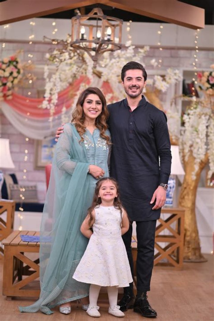 Unveiling The Marriage Of Kadhim Al Sahir: His Wife Revealed
