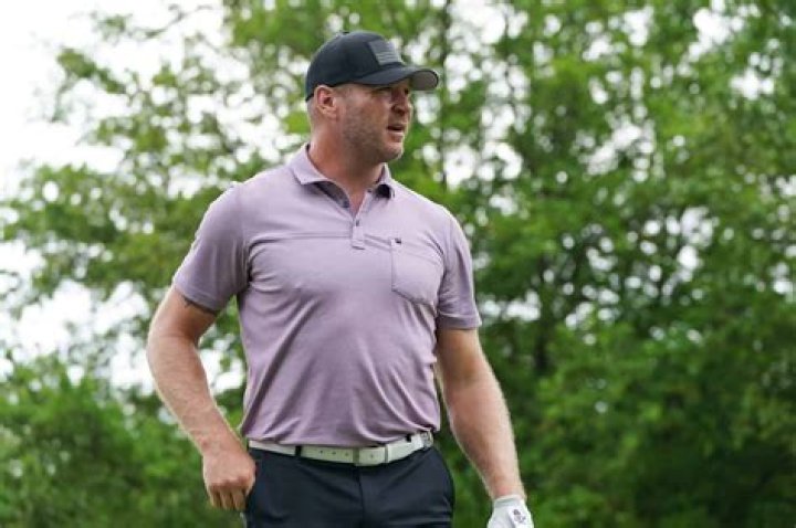 Unveiling The Secrets Of Brian Urlacher: Game-Changing Insights Revealed