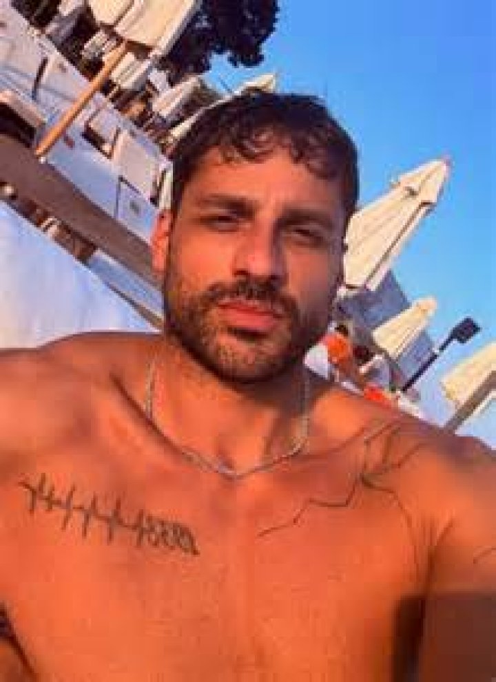 Unveiling The Secrets Of Ekin Mert Daymaz's Towering Stature: Discoveries And Insights