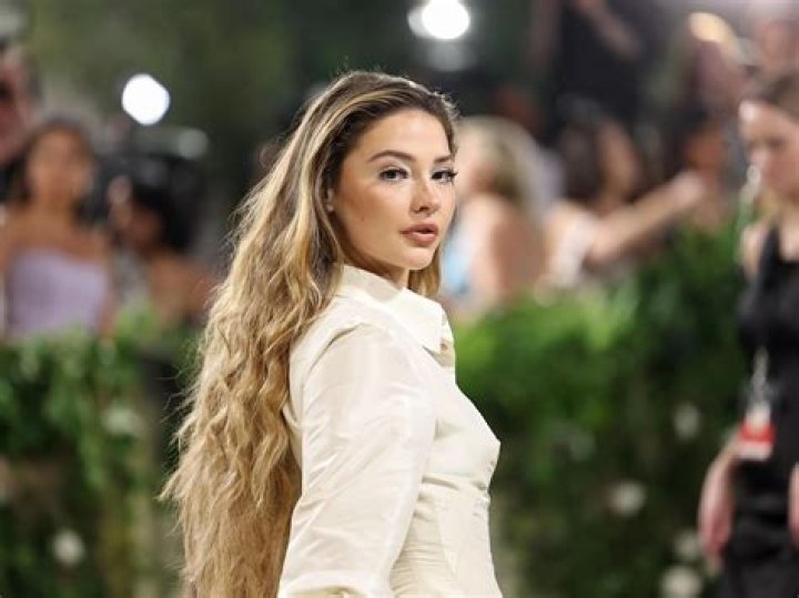 Unveiling The World Of Madeline Cline: Instagram Explored