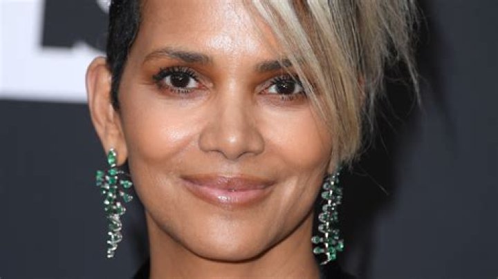 Unveiling True Beauty: Halle Berry's Makeup-Free Revolution