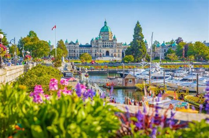 Victoria Heyes: Uncovering the Best of Victoria, BC Travel in 2024
