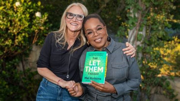 What is Tony Robbins' Motto? Discover His Core Beliefs