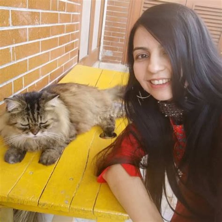 Where is Ayesha Buried? Uncovering a Revered Resting Place