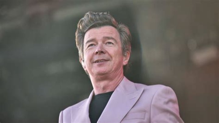 Where is Rick Savage Living? Uncovering the Home of a Rock Icon