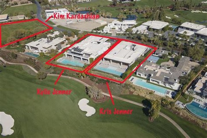 Where is the Kardashians Desert House? Unpacking Their Famous Residences